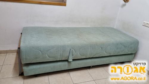 מיטת נוער נפתחת