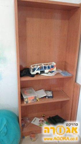 ספריית מדפים