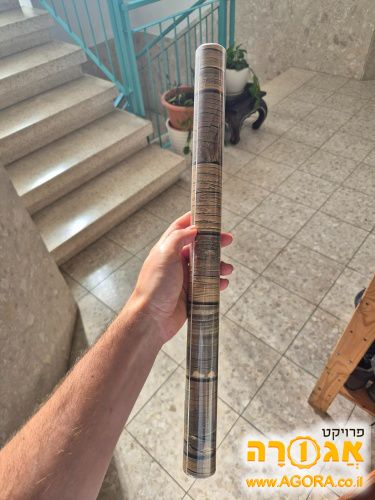 טפט גוון עץ