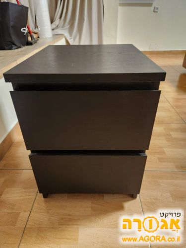 שידת לילה
