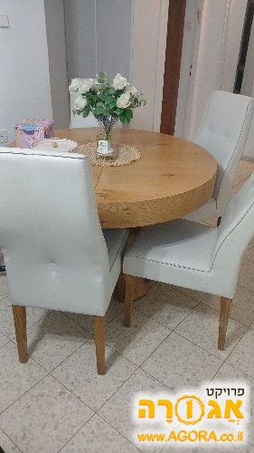 שולחן אוכל