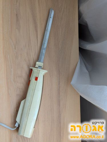 סכין לחם חשמלית