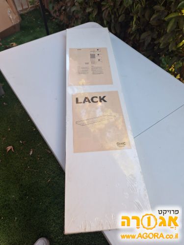 מדף עץ מאיקאה