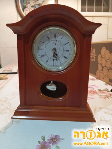 שעון מטוטלת לנוי