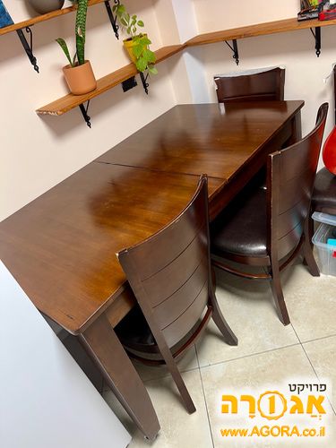 פינת אוכל שולחן נפתח 6 כיסאות במצב מעולה