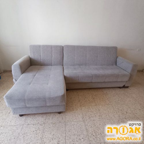 ספה פינתית נפתחת למיטה כולל חללי אחסון