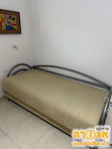 מיטת נוער