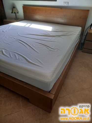 מיטה זוגית