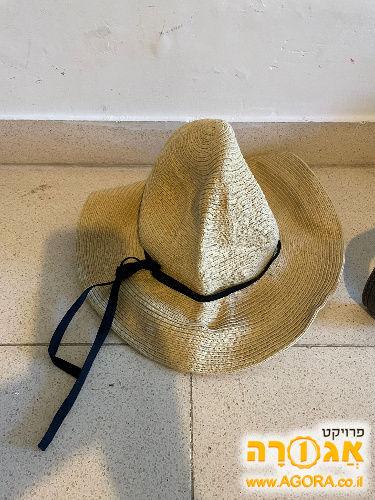 כובע נשים