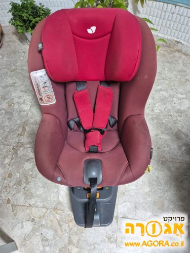 כיסא בטיחות לרכב