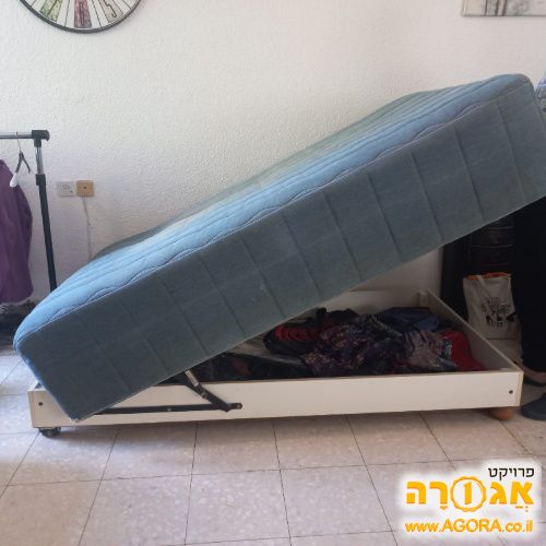 מיטה וחצי עמינח