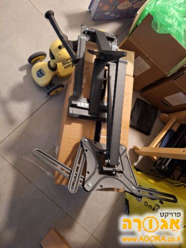 מתלה טלויזיה של ברקן