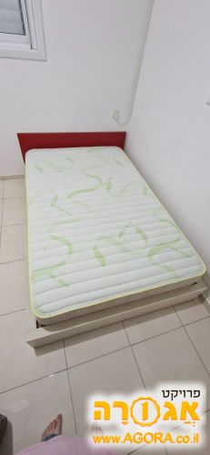 מיטה וחצי ומזרון