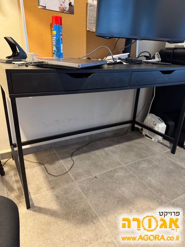 שולחן כתיבה