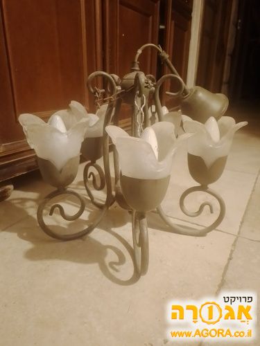 נברשת קטנה