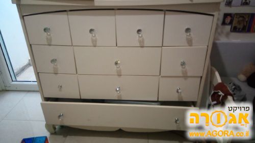שידת החתלה