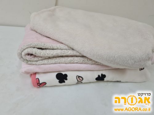 3 שמיכות תינוק