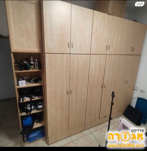 ארון בגדים