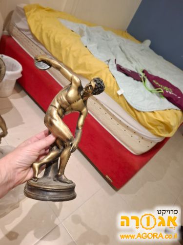 פסל קטן 1