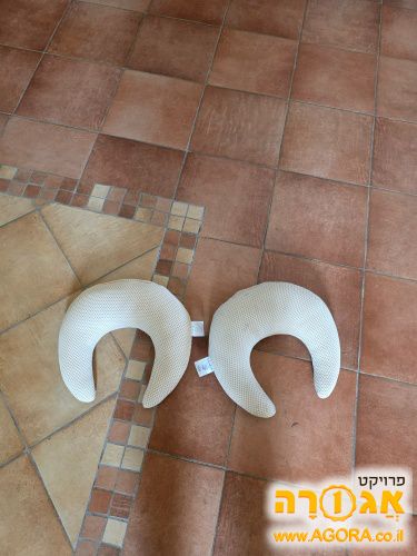 כריות לטיסה