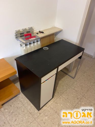 שולחן כתיבה
