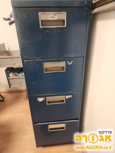 מגירות מתכנת לתיקים