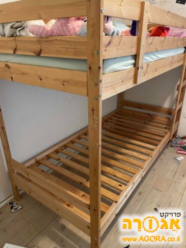 מיטת קומותיים של איקאה