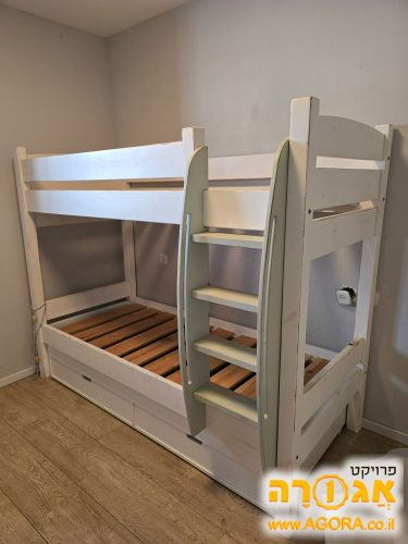 מיטת קומותיים