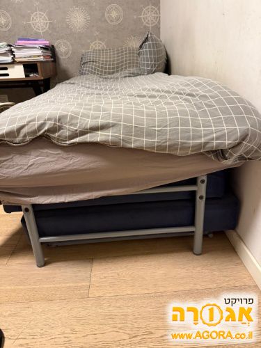 2 מיטות יחיד נפתחות