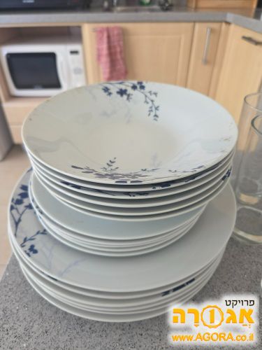סט צלחות