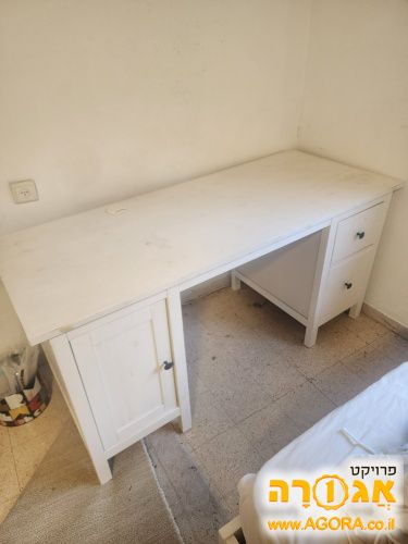 שולחן כתיבה