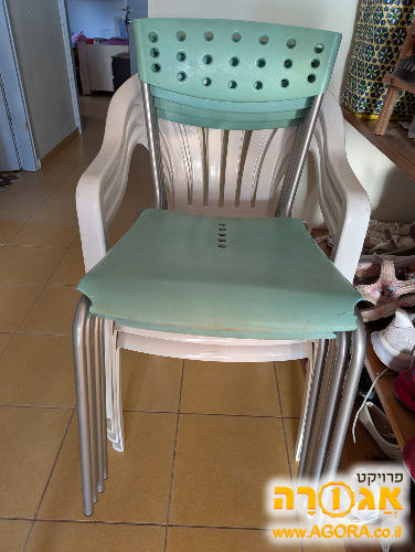כסאות