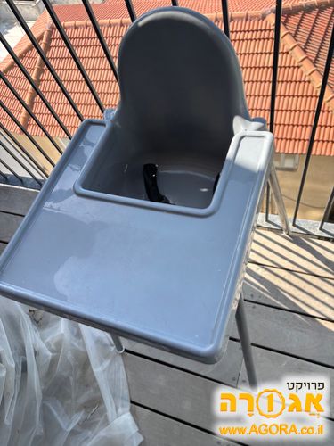 כיסא אוכל לתינוק