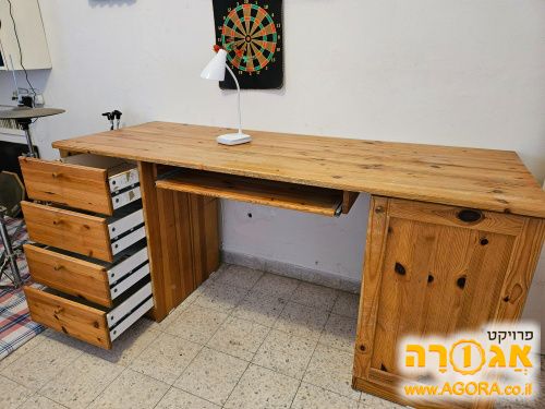 שולחן כתיבה