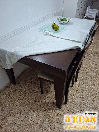 שולחן פינת אוכל