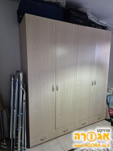 ארון 4 דלתות רחבה