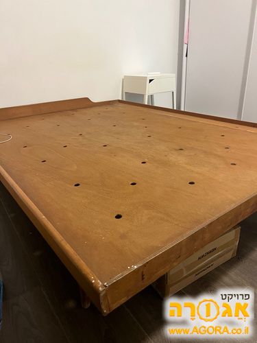 בסיס מיטה
