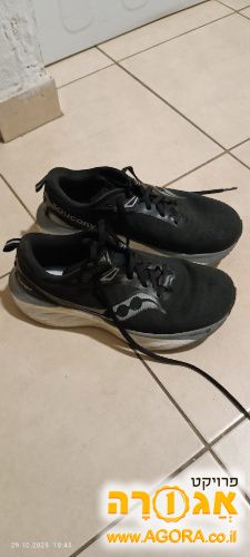 נעלי ריצה סאקוני טריימופ