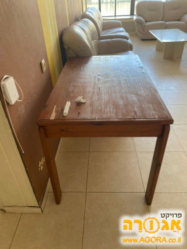 שולחן