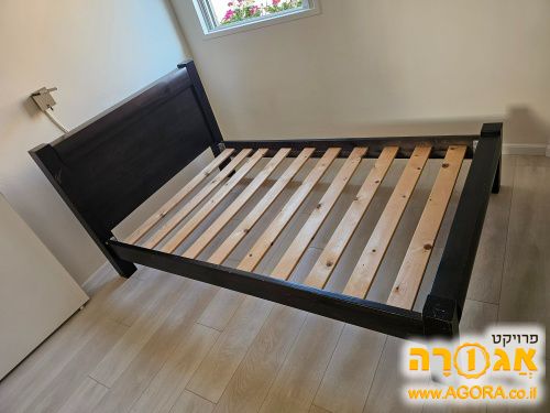 מיטה ללא מזרן