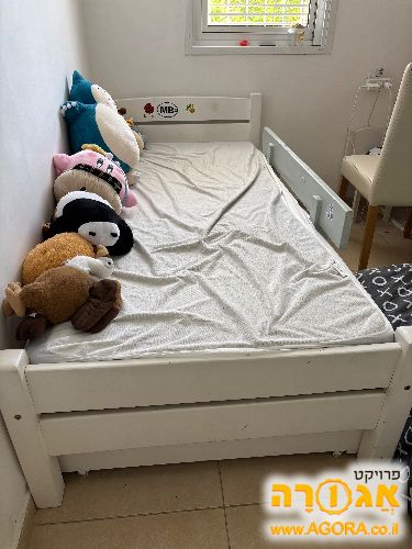 מיטת ילדים כולל מיטת חבר