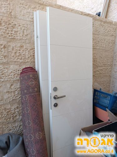 דלתות