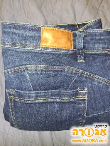 מכנסיים לנשים