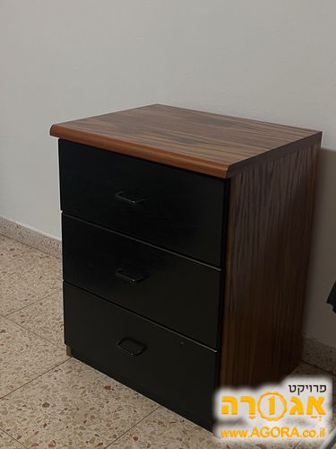 שידת לילה