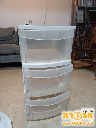 מגירות פלסטיק