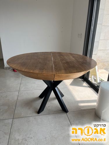 שולחן