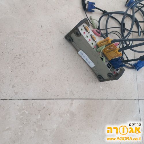 קופסת מיתוג למסך vga 2 מחשבים