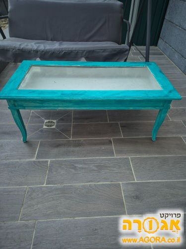 שולחן וינטייג'.ויטרינה