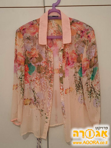 חולצת שיפון פרחונית
