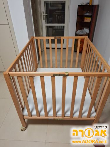לול עץ לתינוקות